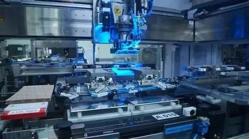 探秘寶馬電動(dòng)汽車核心零件電池模塊的生產(chǎn)制造,先進(jìn)程度大開眼界